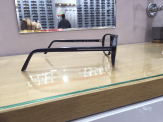 Lunettes grandes branches