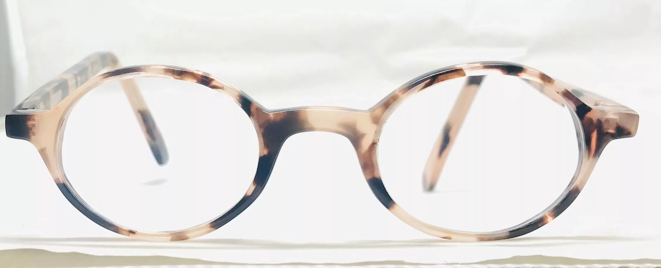 Lunettes rondes fines femme sur mesure, modèle Chloé